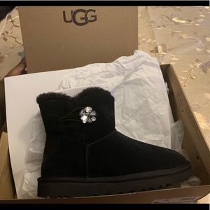 Ugg Mini Bailey Button Boot